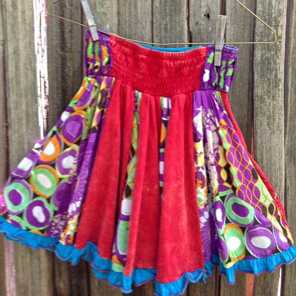 Fun Mini Skirt - Picture 2 of 4